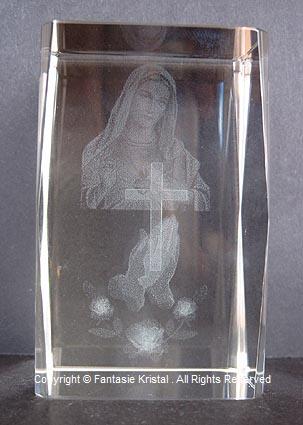 Laserblok 3D Maria met kruis